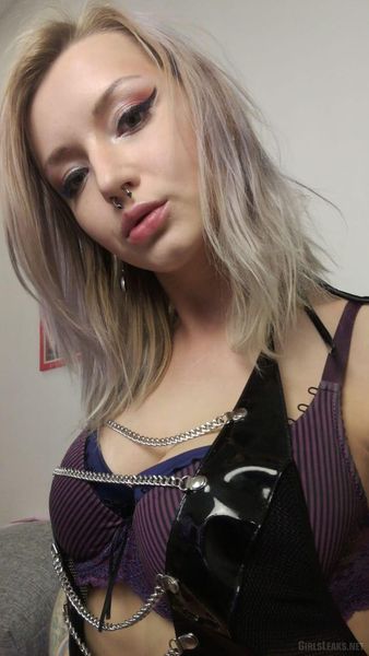 [Image: 108005117_Ig8abyn0o3f8.jpg]
