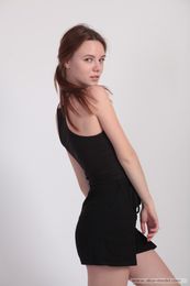 [Image: 128834484_Alisa-model-set-059-045.jpg]