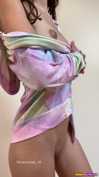 Arabella – Schoolgirl Naked Fun On Tiktok