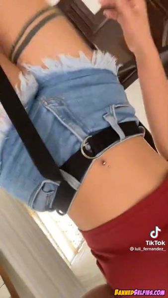 Brisa – Epic 18 Years Old Highschool Babe Nude Instagram Selfie