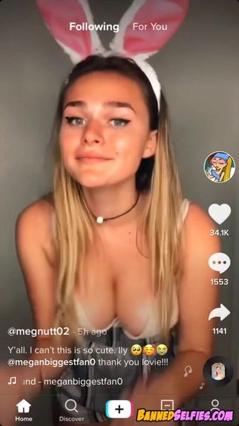 Cheyanne – Young Girl First Time Nude Selfie On Tiktok