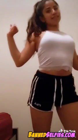 Cierra – Quick Tease Highschool Teen On Instagram