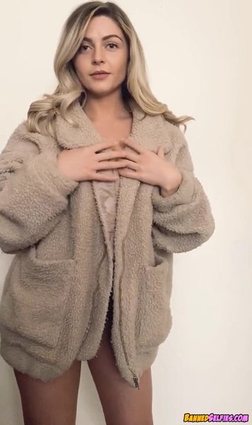 Kali – Teen Nude Fun On Instagram