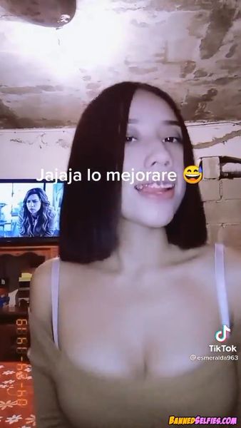 Marisol – Innocent Little Girl Nude Selfie