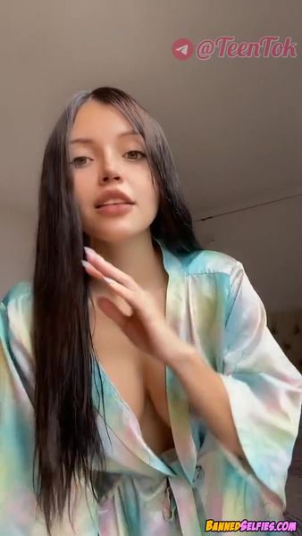 Yesenia – Private Show