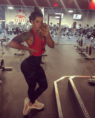 Maegan Sykes [maeggatron_]