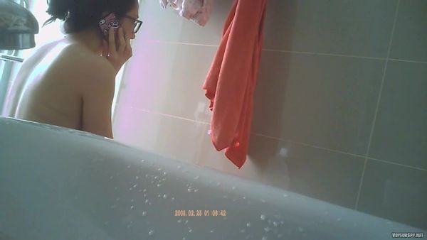 Nerdy Asian Naked In The Shower Vbaiao
